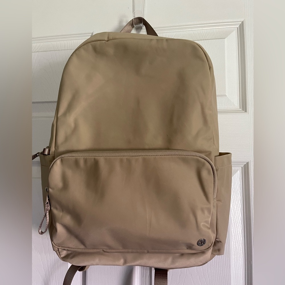 Lululemon tan backpack